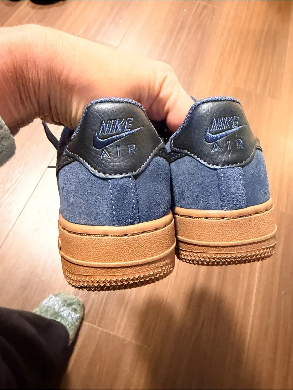 Boys Size 4.5 Nike Air Force 1 LV8 